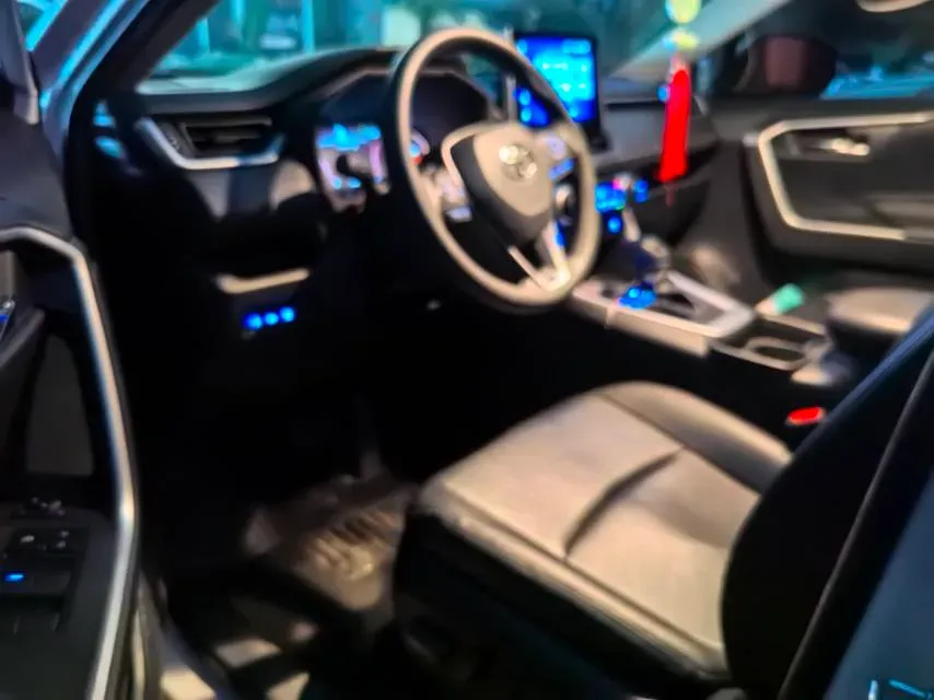 2022 Toyota RAV4 2.0L 171HP L4 CVT,autocango,china used car exporter,china ev exporter,chinese used car exporter,chinese used ev exporter