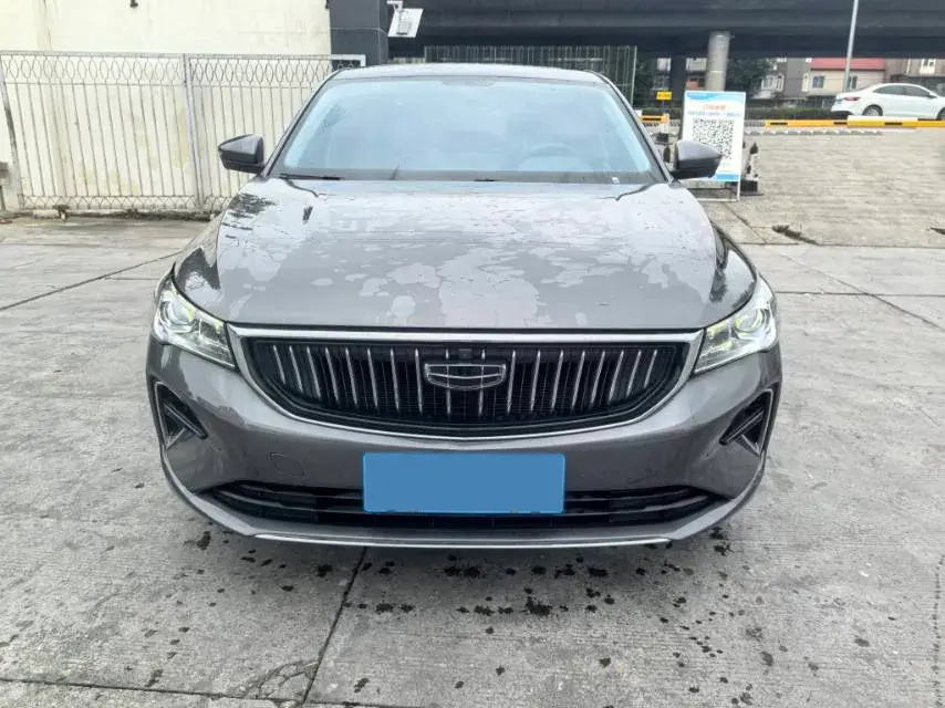 2023 GEELY EMGRAND thumbnail 2