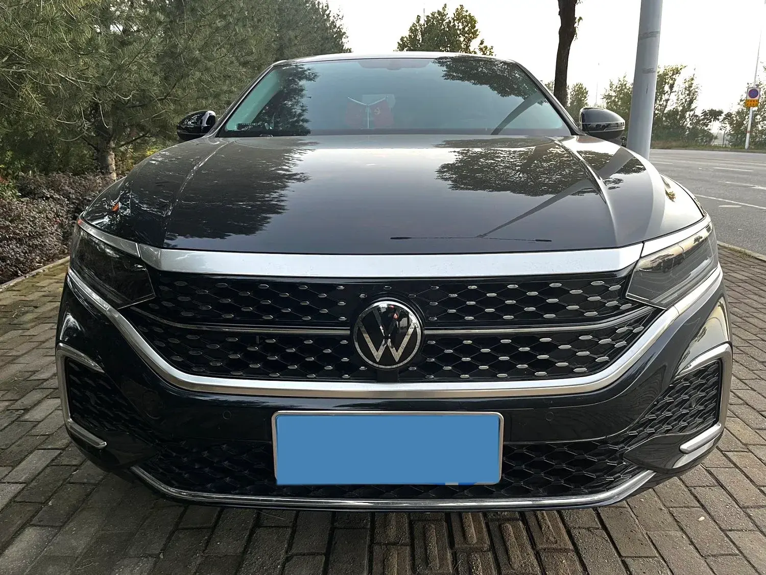 2024 VOLKSWAGEN PASSAT thumbnail 2