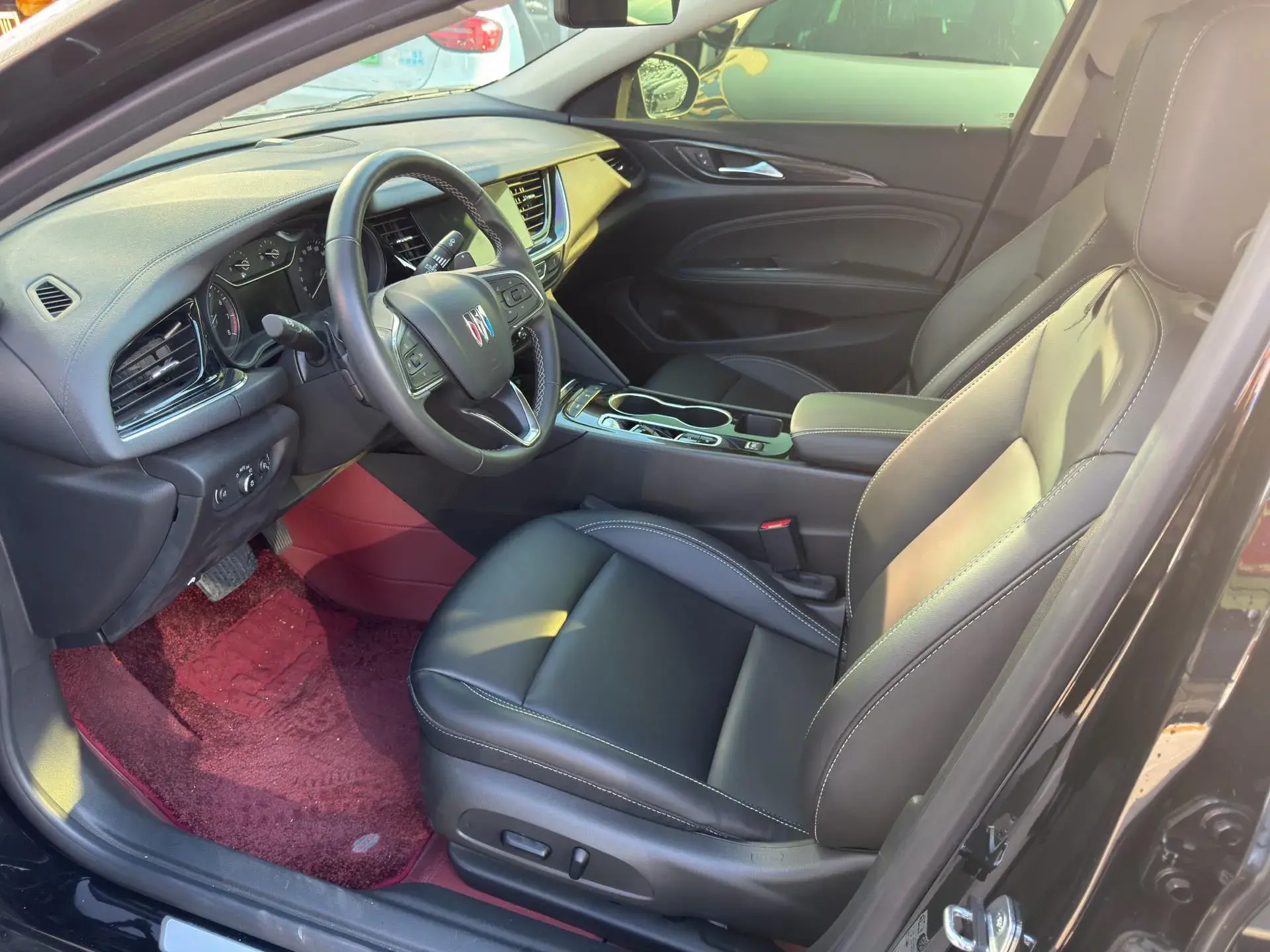 2024 BUICK REGAL thumbnail 3