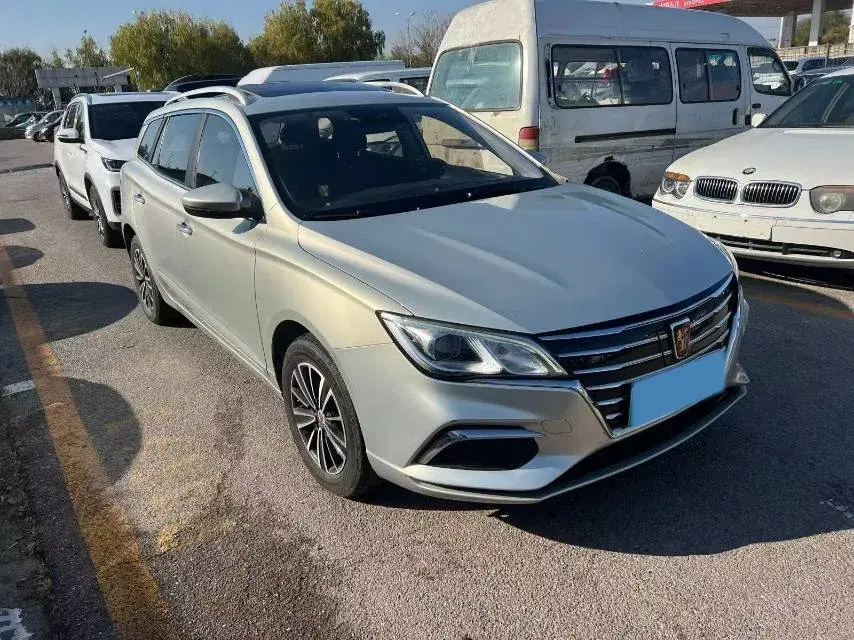 2018 ROEWE EI5 thumbnail 4