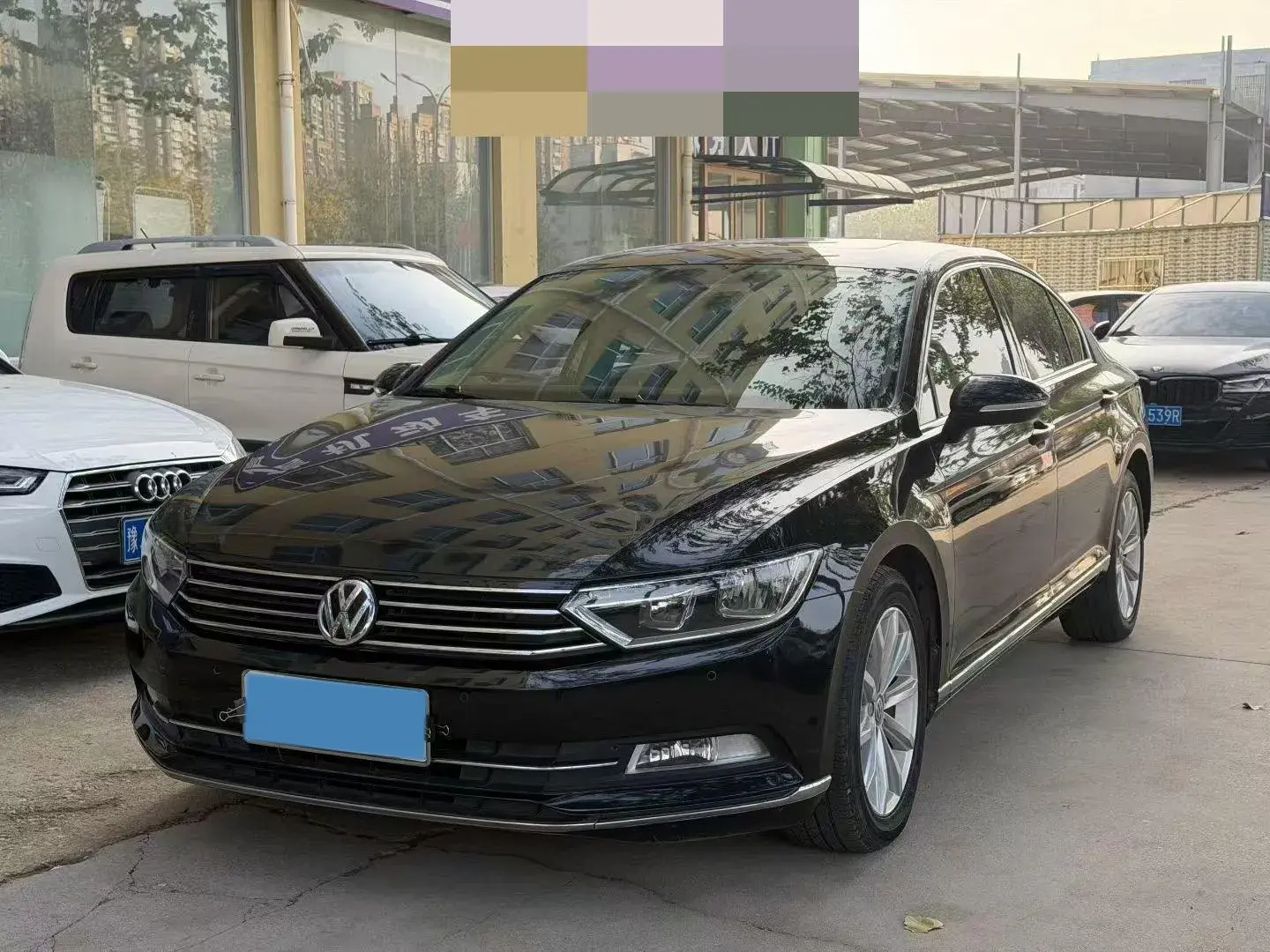 2018 VOLKSWAGEN MAGOTAN view 1