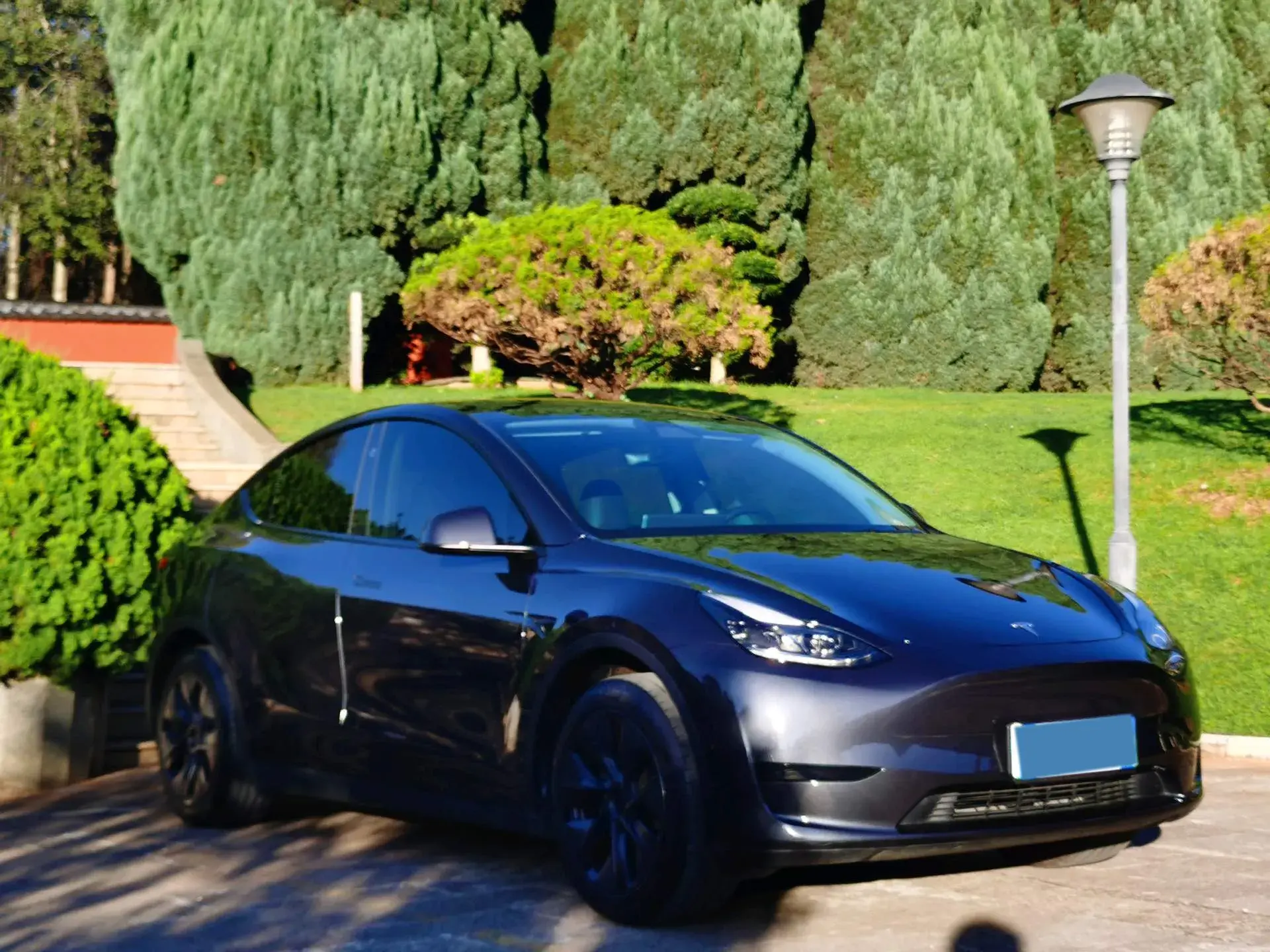 2024 TESLA MODEL thumbnail 3