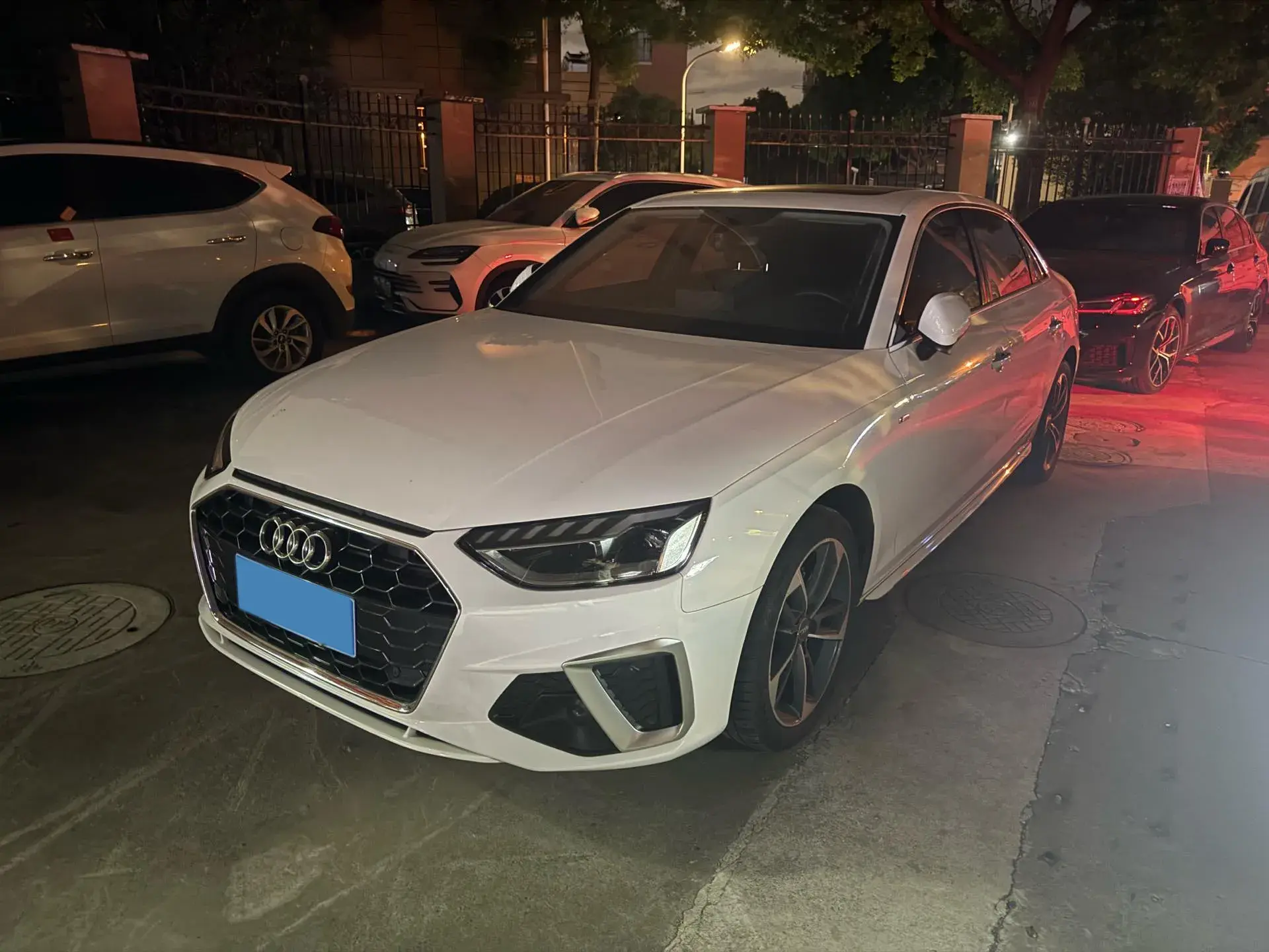 2020 AUDI A4L view 1