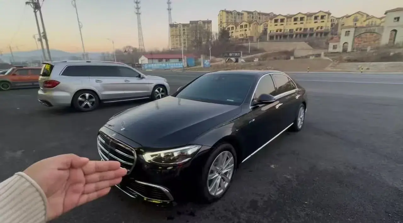 2021 MERCEDES-BENZ S view 1