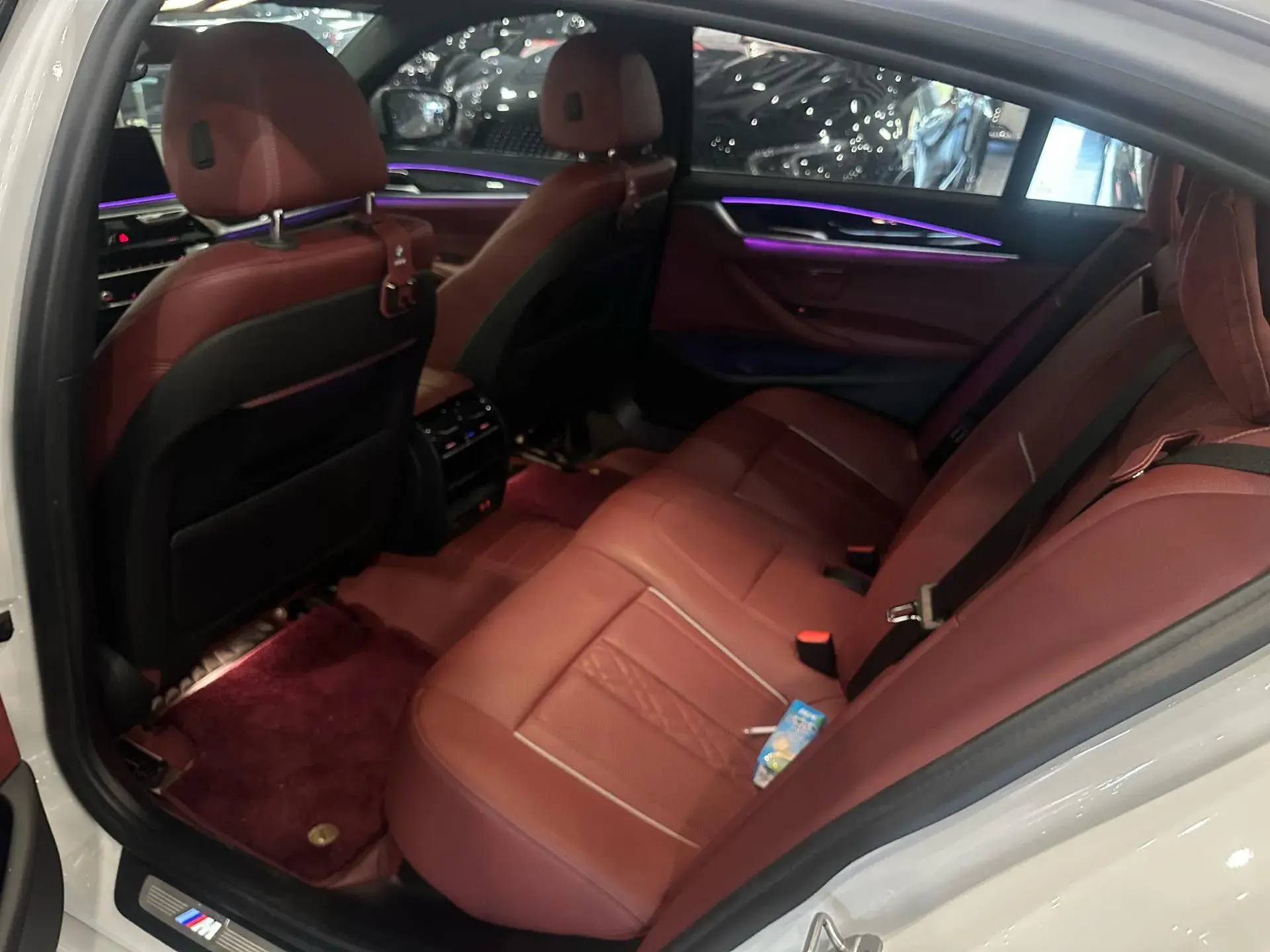 2022 BMW 5 thumbnail 4