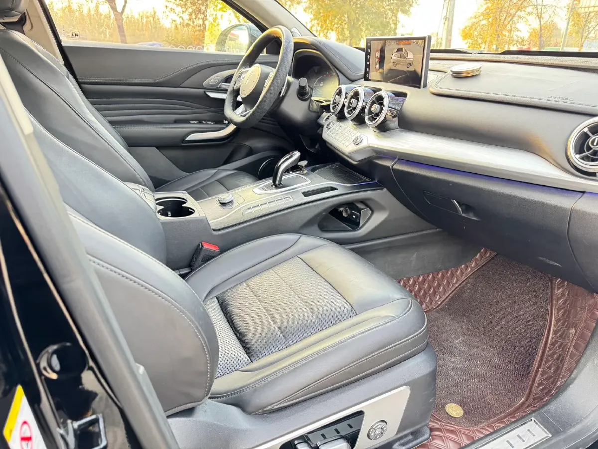 2020 WEY VV7 2.0T 227HP L4 7DCT,autocango,china used car exporter,china ev exporter,chinese used car exporter,chinese used ev exporter