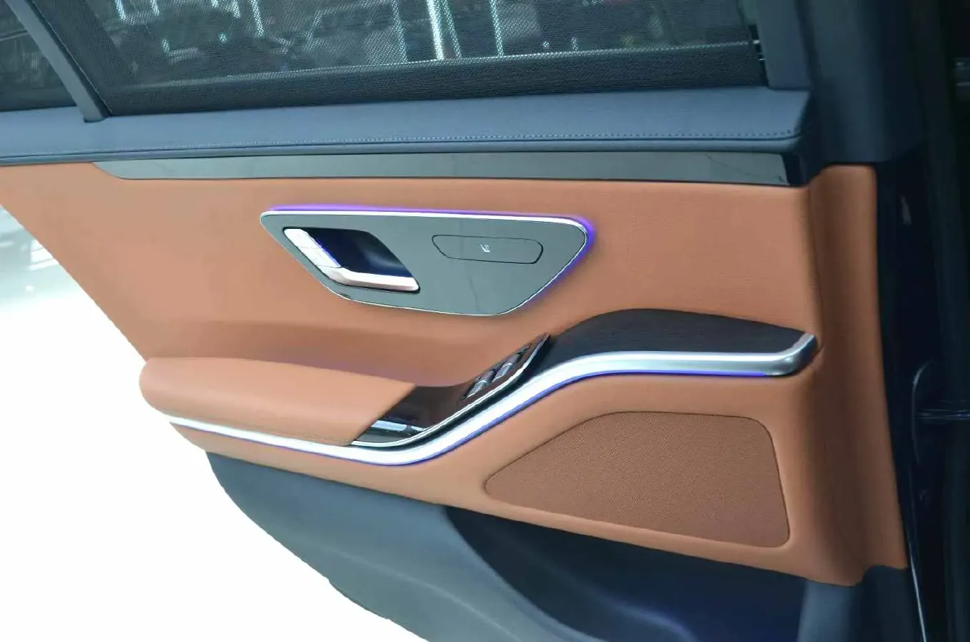 2025 Mercedes-Benz S Class 2.5T 313HP L6 9AT,autocango,china used car exporter,china ev exporter,chinese used car exporter,chinese used ev exporter