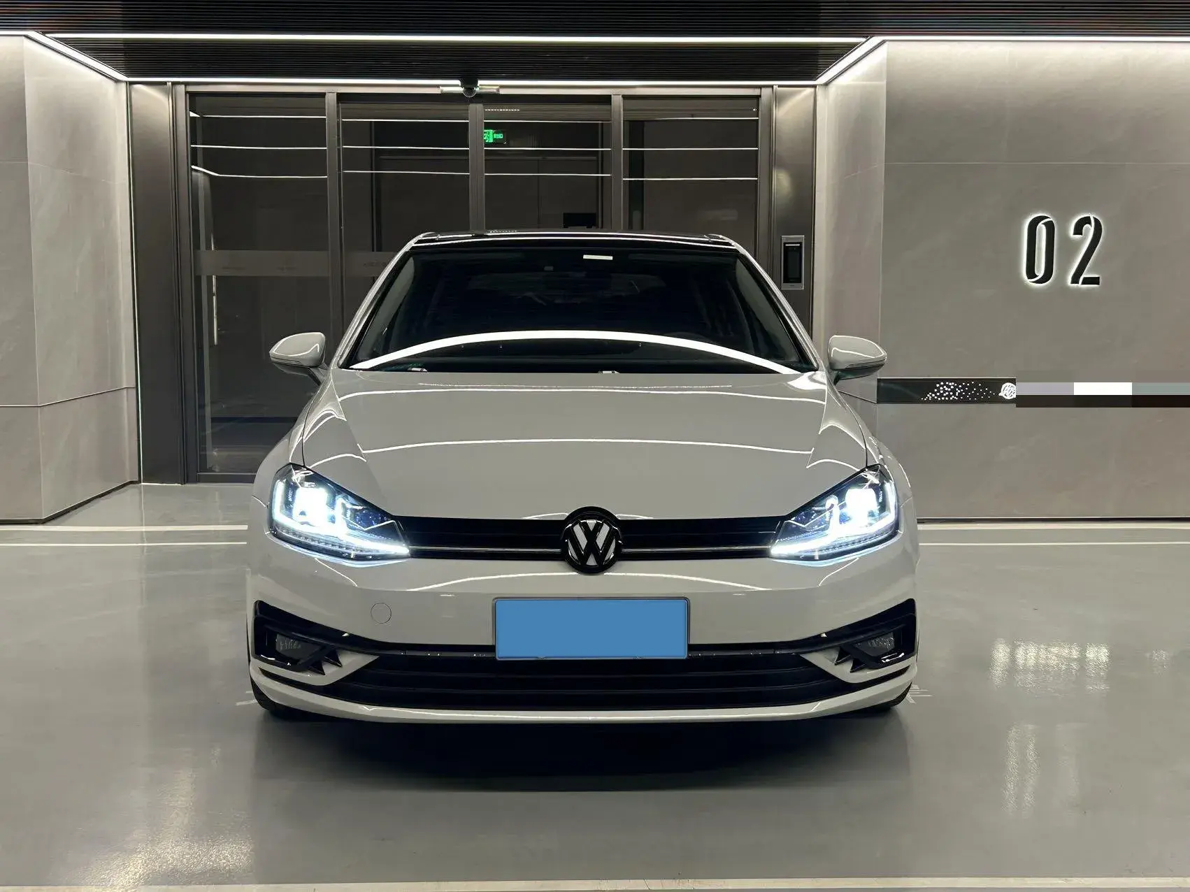 2020 VOLKSWAGEN GOLF thumbnail 2