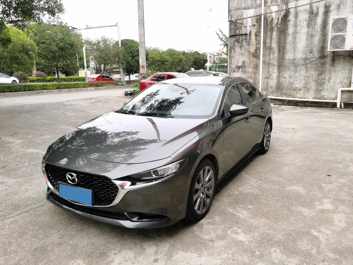 2020 Mazda 3 Axela 2.0L 158HP L4 6AT