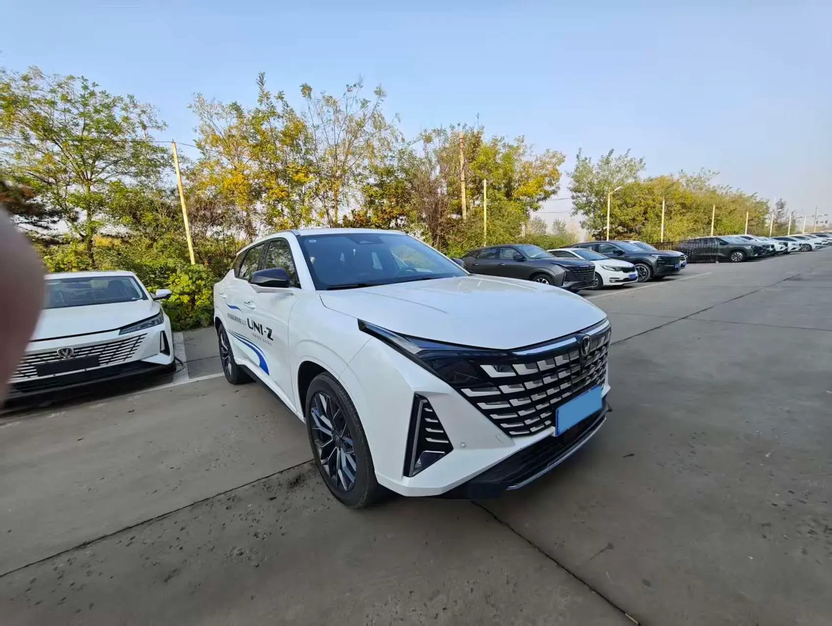 2025 CHANGAN UNI-Z thumbnail 2