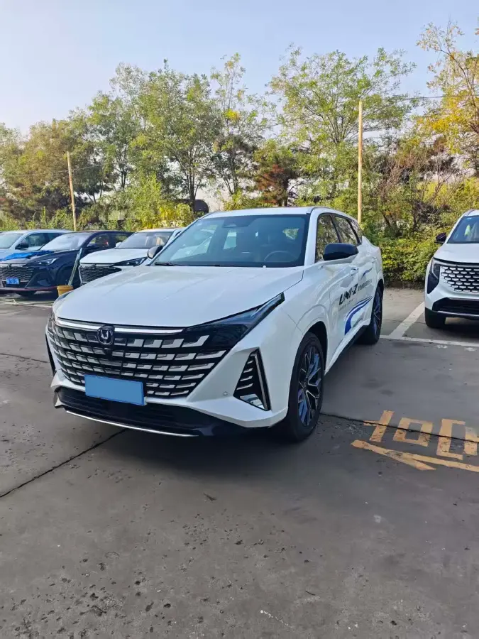 2025 ChangAn UNI-Z 1.5T 188HP L4 7DCT