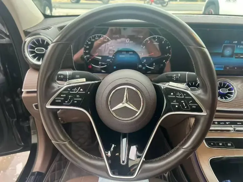 2021 Mercedes-Benz E Class 2.0T 258HP L4 9AT,autocango,china used car exporter,china ev exporter,chinese used car exporter,chinese used ev exporter