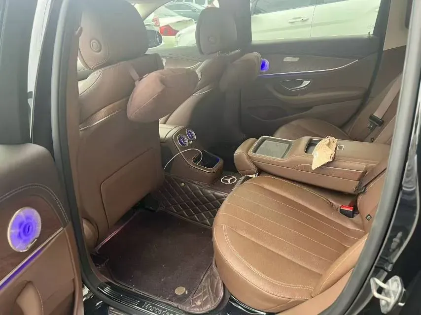 2021 Mercedes-Benz E Class 2.0T 258HP L4 9AT,autocango,china used car exporter,china ev exporter,chinese used car exporter,chinese used ev exporter
