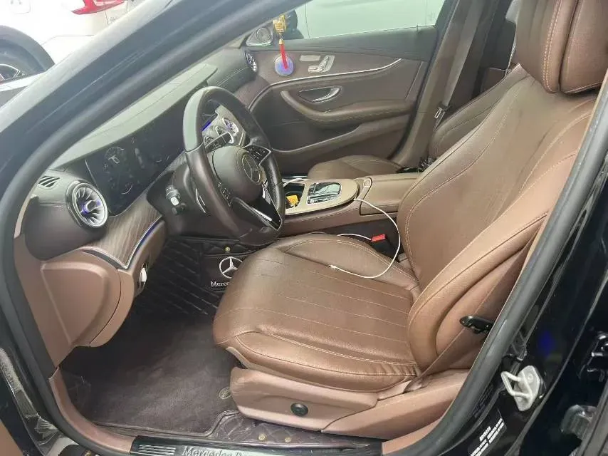 2021 Mercedes-Benz E Class 2.0T 258HP L4 9AT,autocango,china used car exporter,china ev exporter,chinese used car exporter,chinese used ev exporter