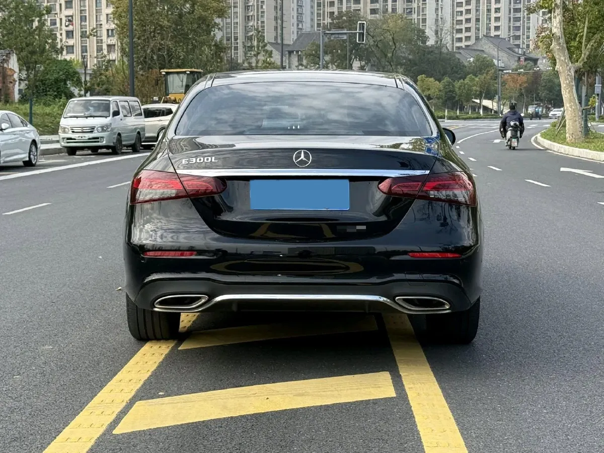 2021 Mercedes-Benz E Class 2.0T 258HP L4 9AT,autocango,china used car exporter,china ev exporter,chinese used car exporter,chinese used ev exporter