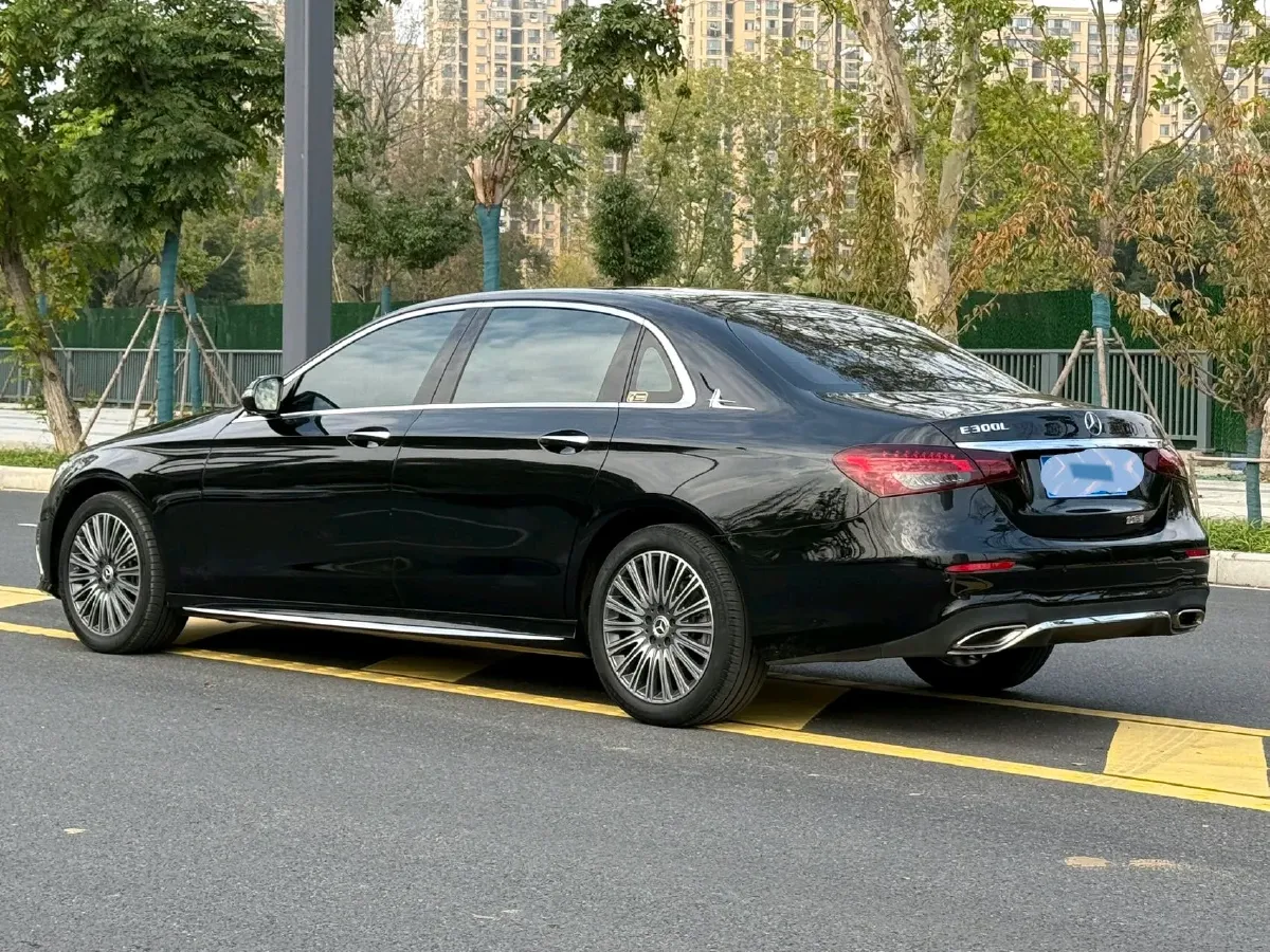 2021 Mercedes-Benz E Class 2.0T 258HP L4 9AT,autocango,china used car exporter,china ev exporter,chinese used car exporter,chinese used ev exporter