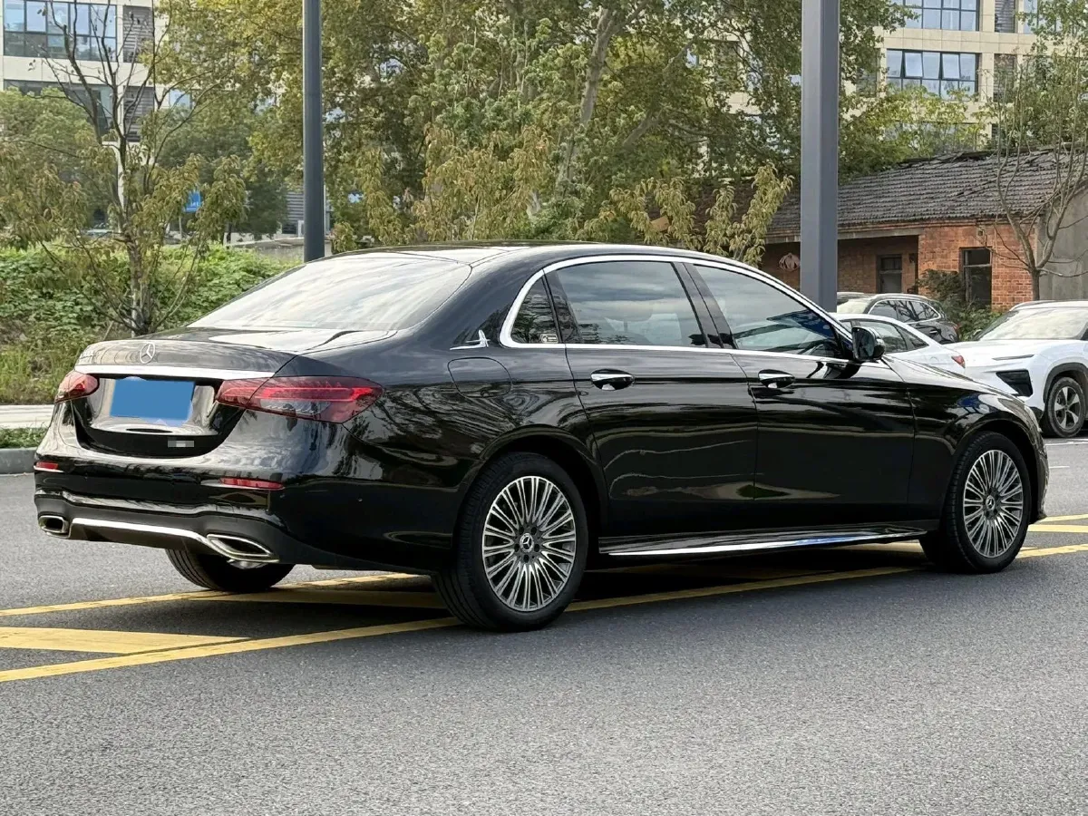 2021 Mercedes-Benz E Class 2.0T 258HP L4 9AT,autocango,china used car exporter,china ev exporter,chinese used car exporter,chinese used ev exporter