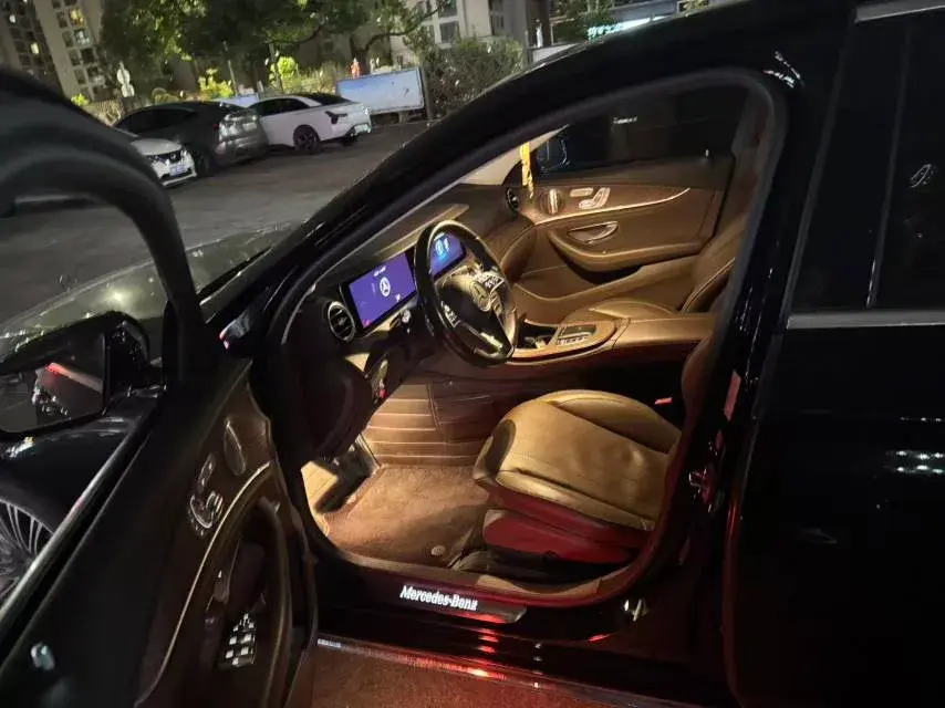 2022 MERCEDES-BENZ E thumbnail 4