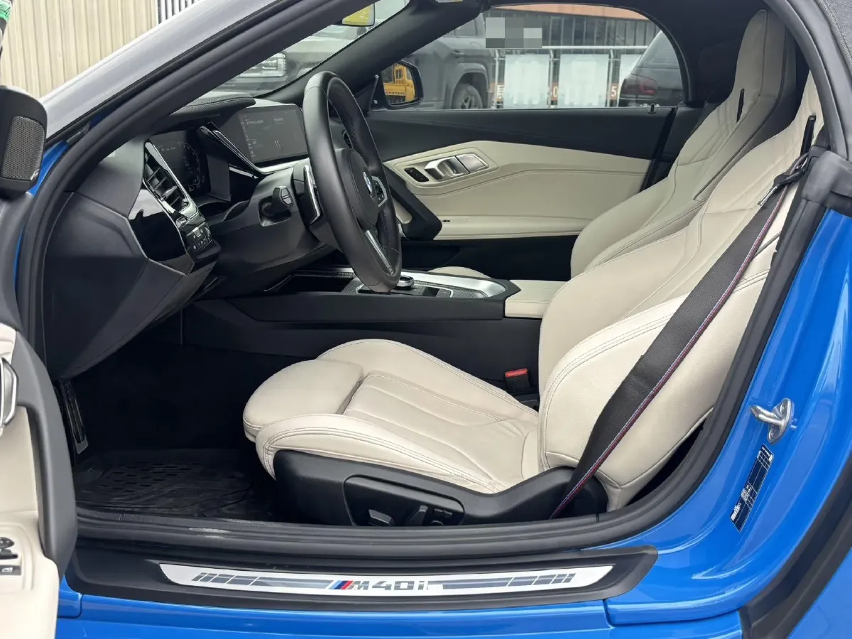 2022 BMW Z4 3.0T 340HP L6 8AT,autocango,china used car exporter,china ev exporter,chinese used car exporter,chinese used ev exporter