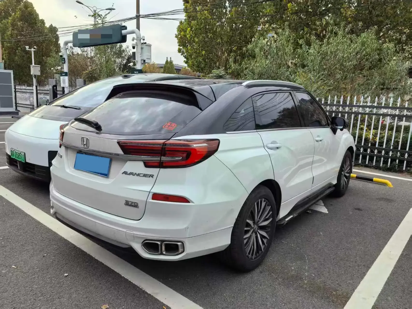 2020 HONDA AVANCIER thumbnail 3