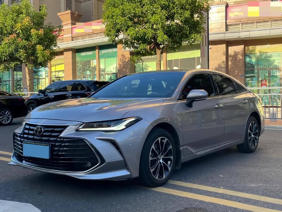 2022 Toyota Avalon 2.5L 209HP L4 8AT