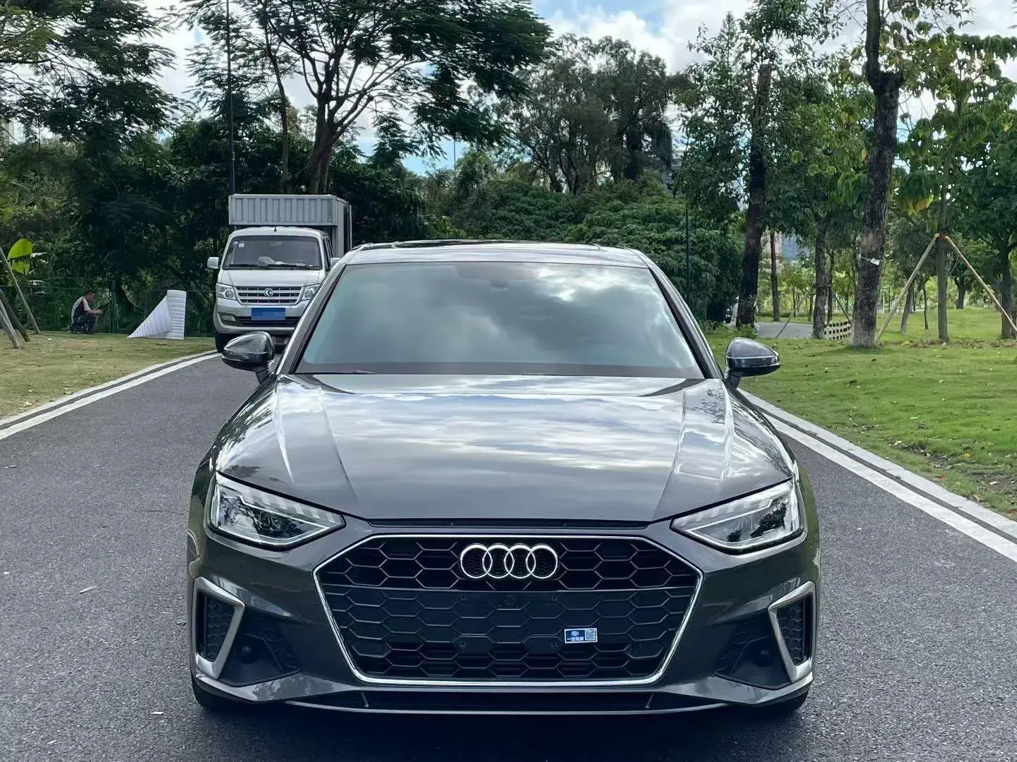 2022 AUDI A4L thumbnail 2