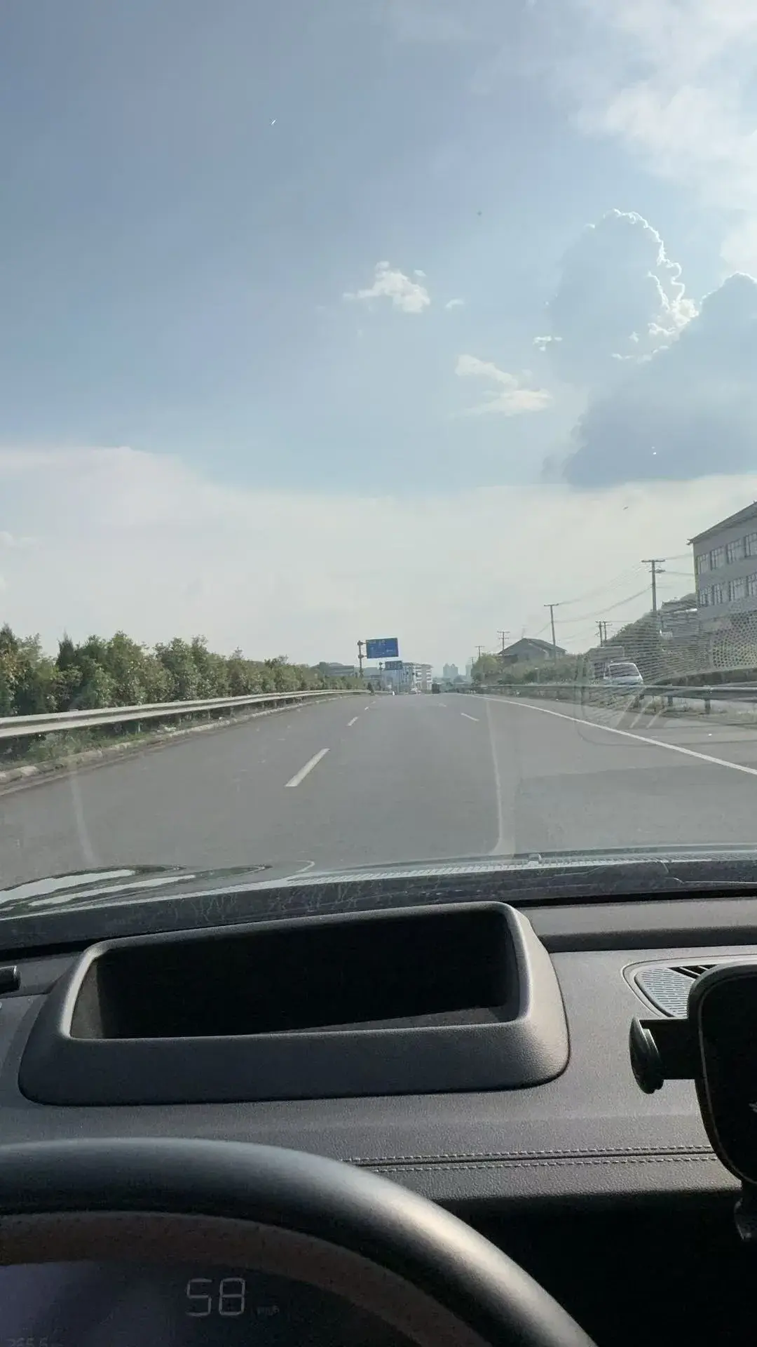 2022 NETA S thumbnail 3