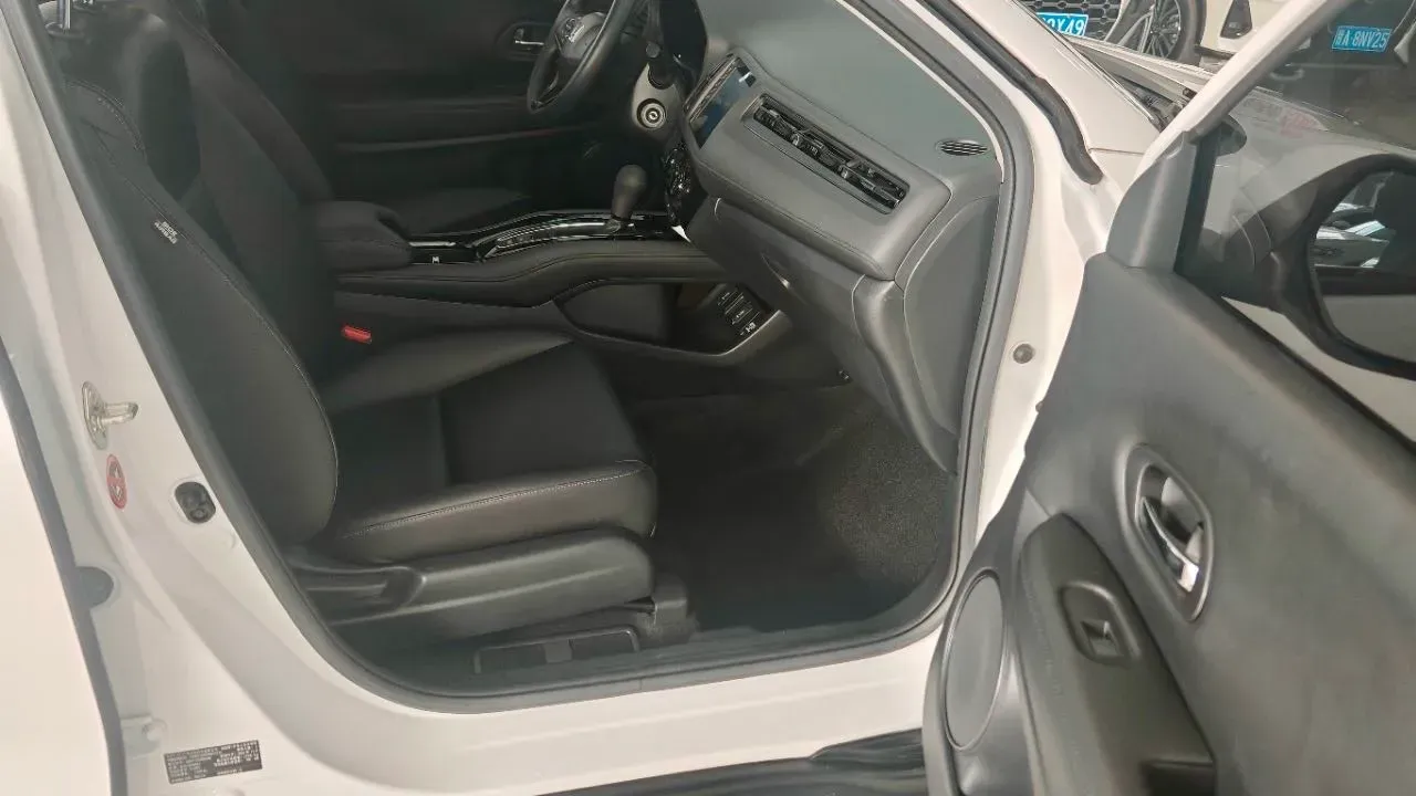 2020 Honda Vezel 1.5L 131HP L4 CVT,autocango,china used car exporter,china ev exporter,chinese used car exporter,chinese used ev exporter