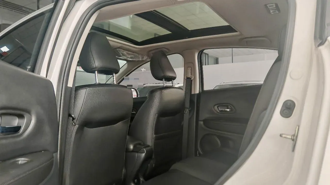 2020 Honda Vezel 1.5L 131HP L4 CVT,autocango,china used car exporter,china ev exporter,chinese used car exporter,chinese used ev exporter