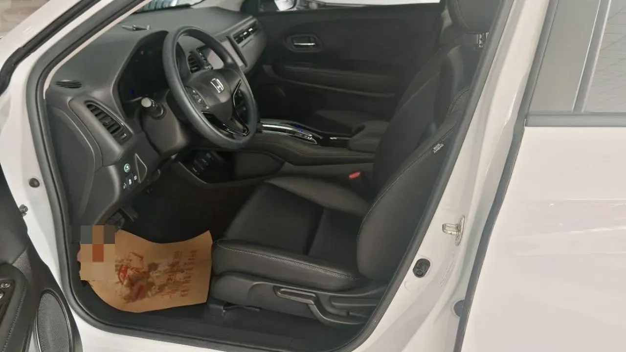 2020 Honda Vezel 1.5L 131HP L4 CVT,autocango,china used car exporter,china ev exporter,chinese used car exporter,chinese used ev exporter