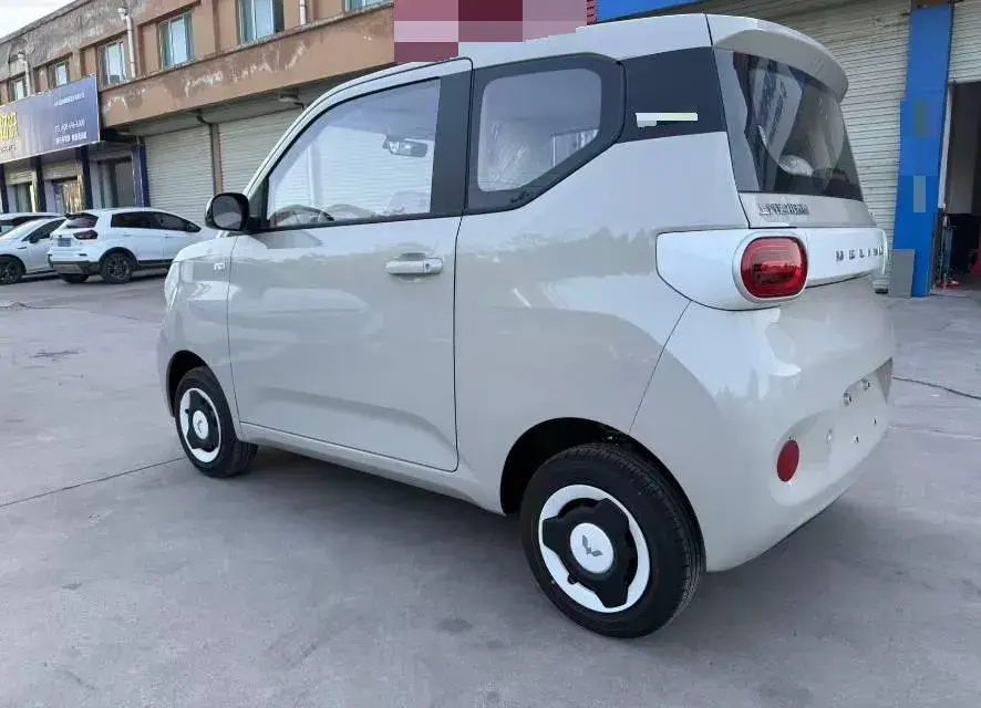 2024 WULING HONGGUANG thumbnail 4