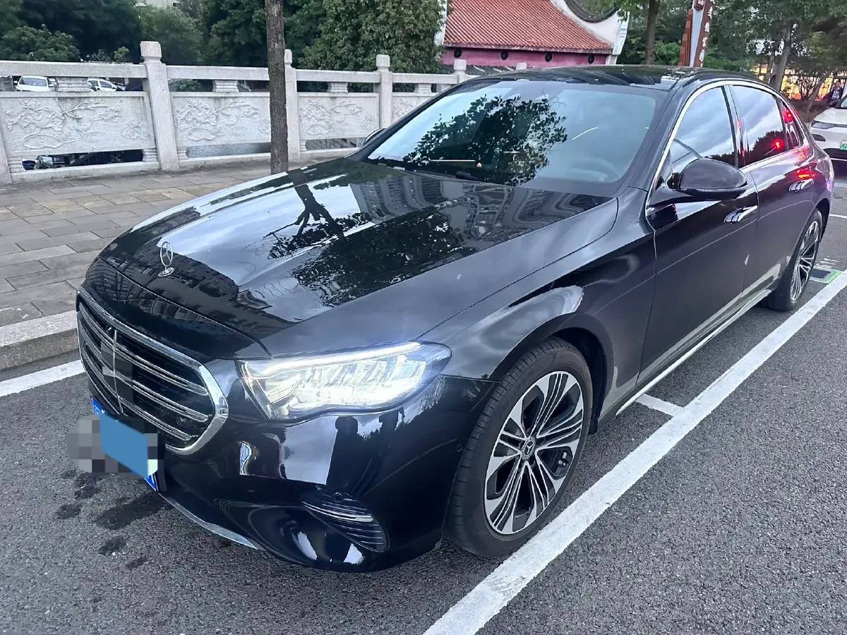 2025 Mercedes-Benz E Class 2.0T 258HP L4 9AT