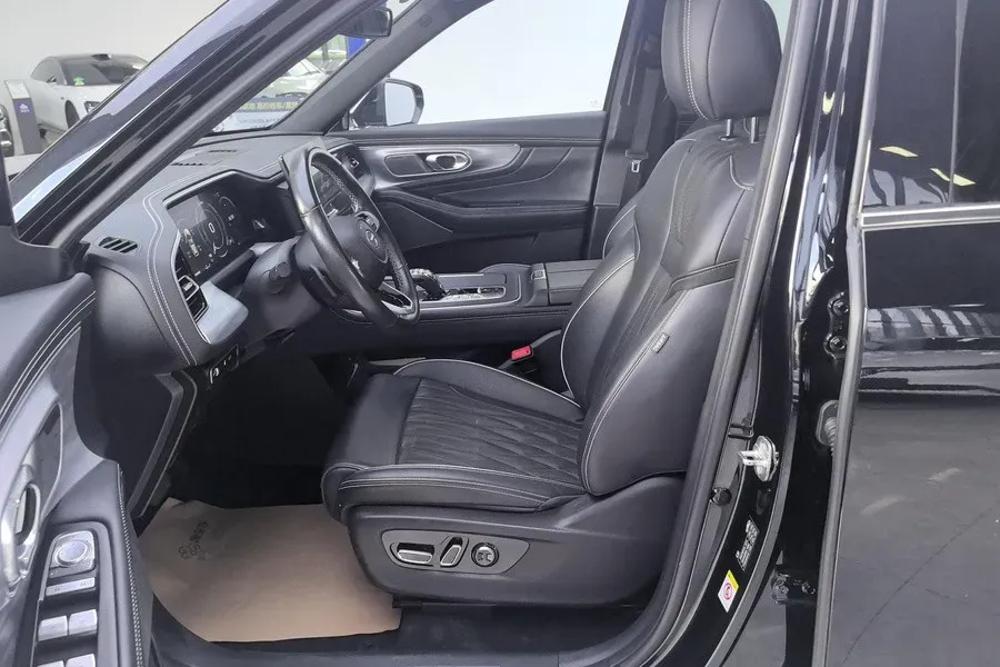 2022 GAC Trumpchi GS8 2.0T 252HP L4 8AT,autocango,china used car exporter,china ev exporter,chinese used car exporter,chinese used ev exporter