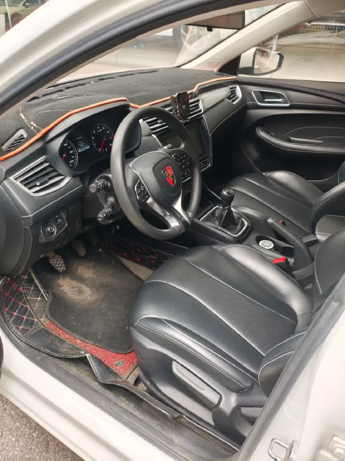 2019 Roewe i5 1.5L 120HP L4 5MT,autocango,china used car exporter,china ev exporter,chinese used car exporter,chinese used ev exporter