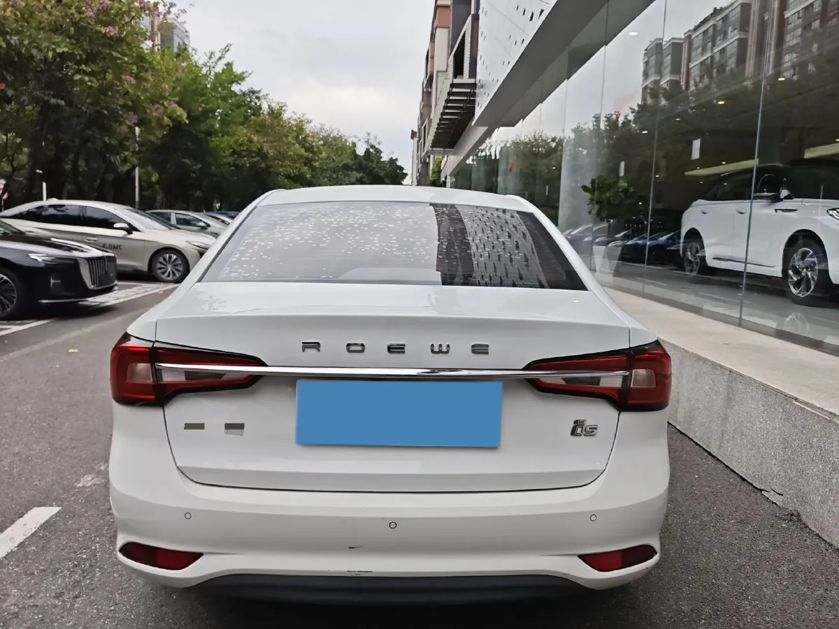2019 Roewe i5 1.5L 120HP L4 5MT,autocango,china used car exporter,china ev exporter,chinese used car exporter,chinese used ev exporter