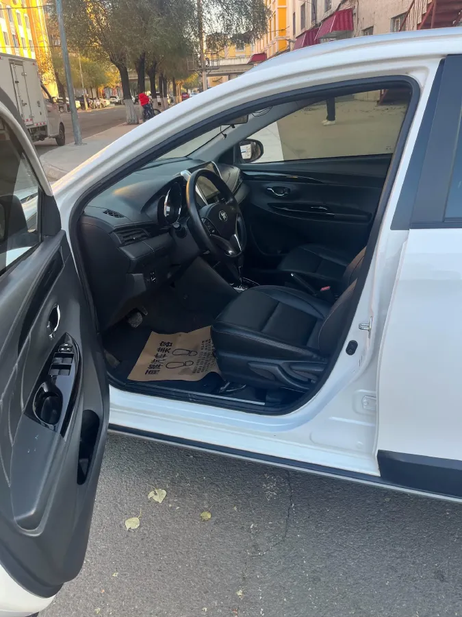 2022 Toyota Yaris L 1.5L 112HP L4 CVT,autocango,china used car exporter,china ev exporter,chinese used car exporter,chinese used ev exporter