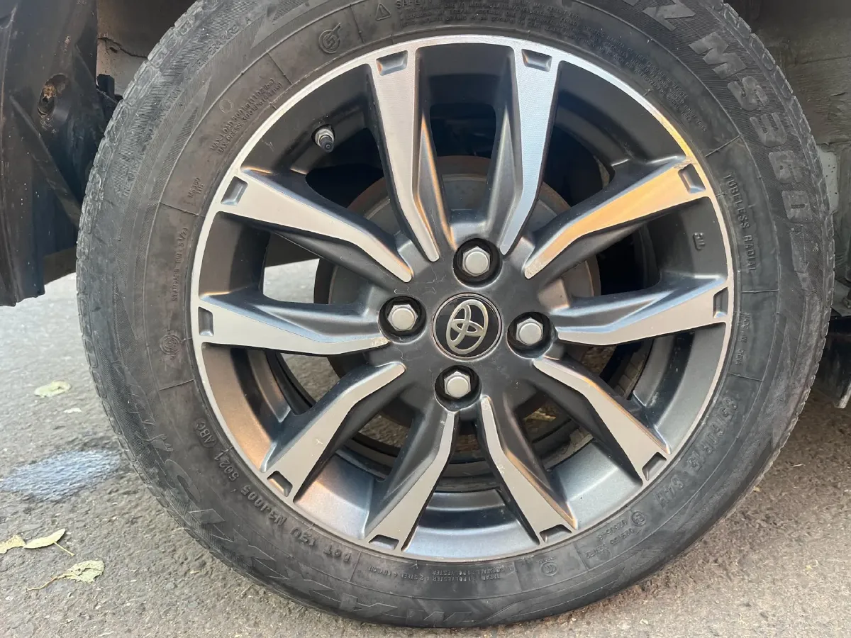 2022 Toyota Yaris L 1.5L 112HP L4 CVT,autocango,china used car exporter,china ev exporter,chinese used car exporter,chinese used ev exporter