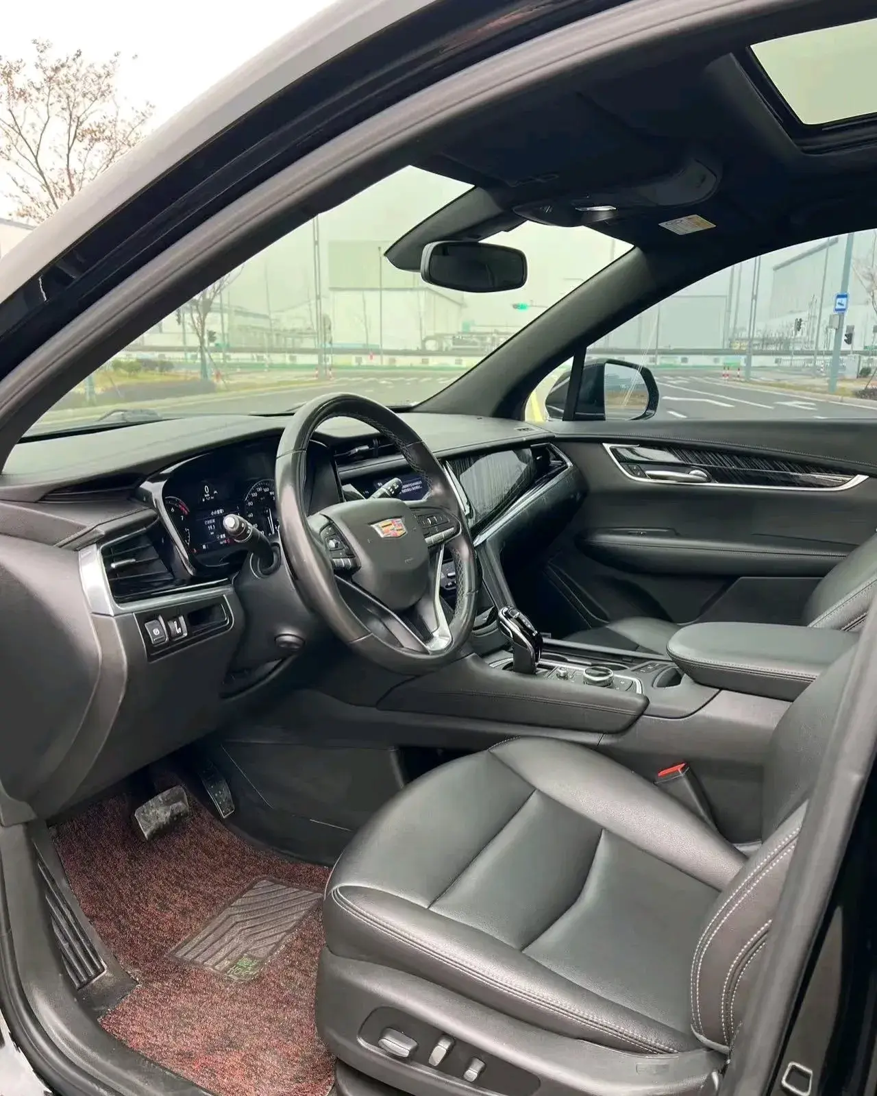 2021 CADILLAC XT6 thumbnail 4