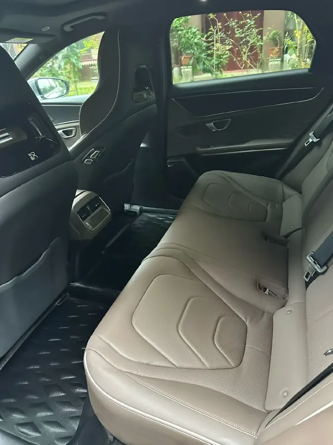 2022 BYD Han 1.5T 139HP L4 E-CVT PHEV 18.3KWH,autocango,china used car exporter,china ev exporter,chinese used car exporter,chinese used ev exporter