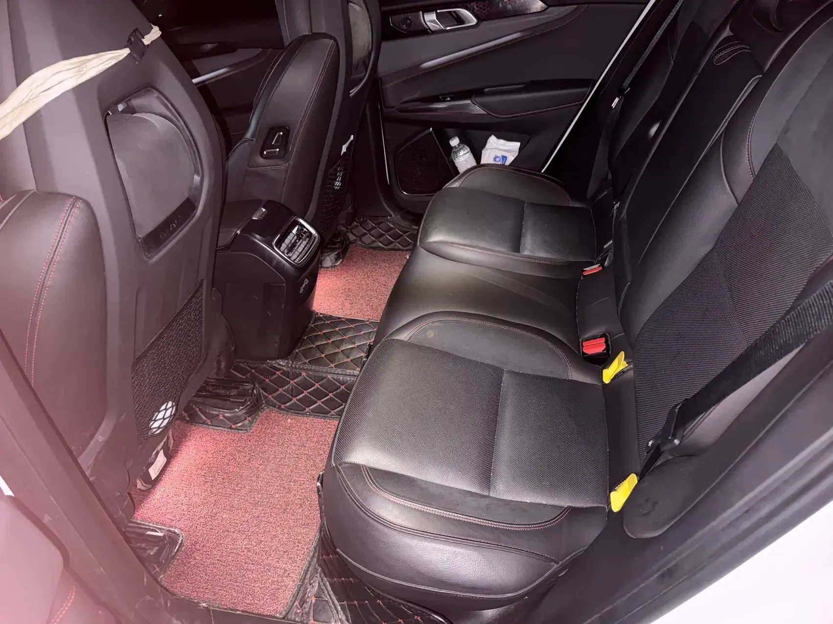 2017 LYNK&CO 01 thumbnail 4