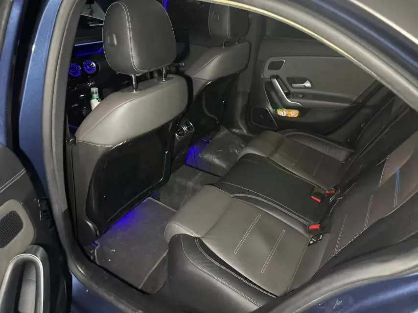 2020 Mercedes-Benz A AMG 2.0T 306HP L4 7DCT,autocango,china used car exporter,china ev exporter,chinese used car exporter,chinese used ev exporter