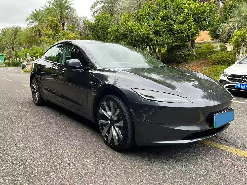 2023 TESLA MODEL thumbnail 3