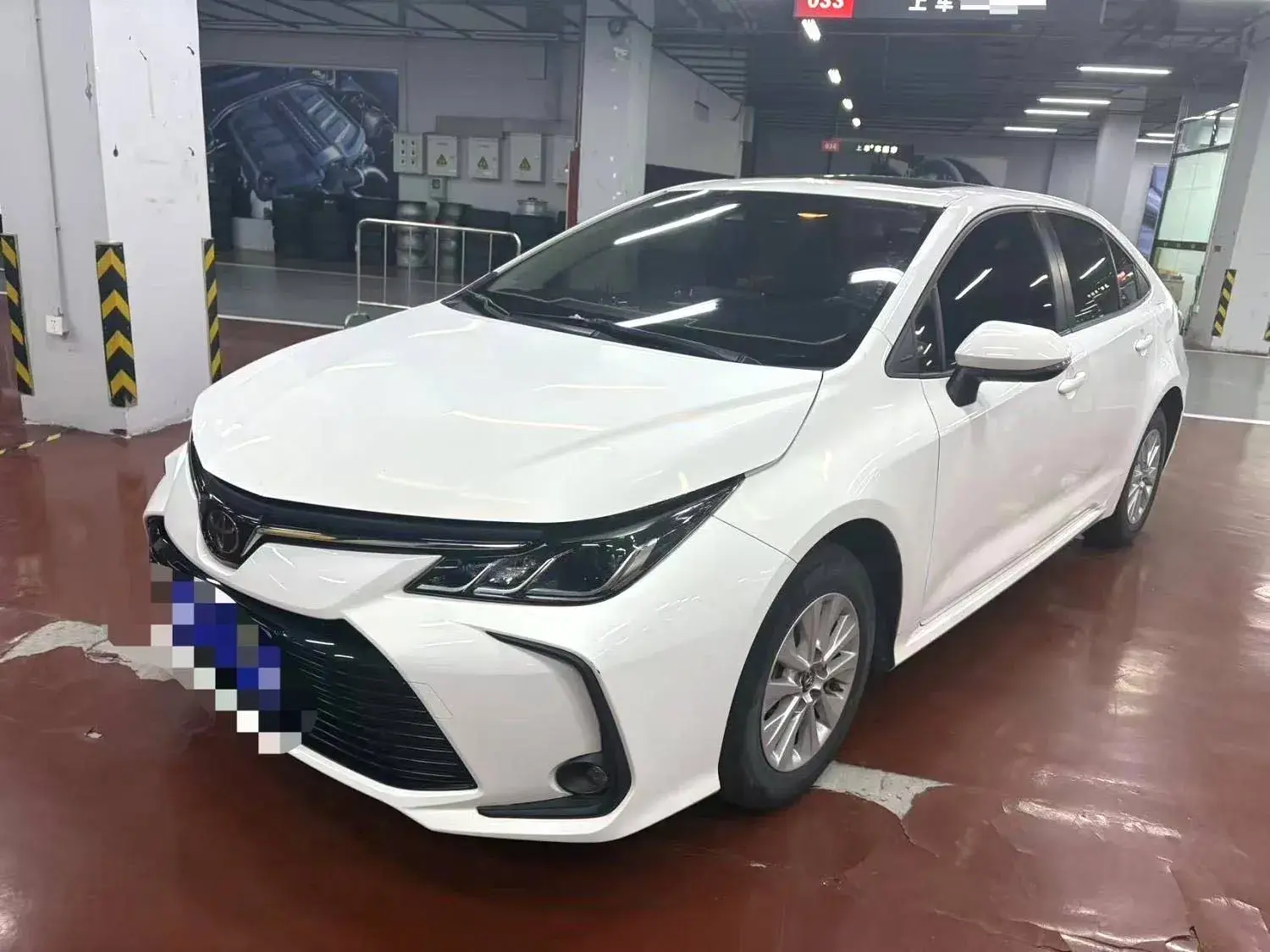 2019 TOYOTA COROLLA view 1
