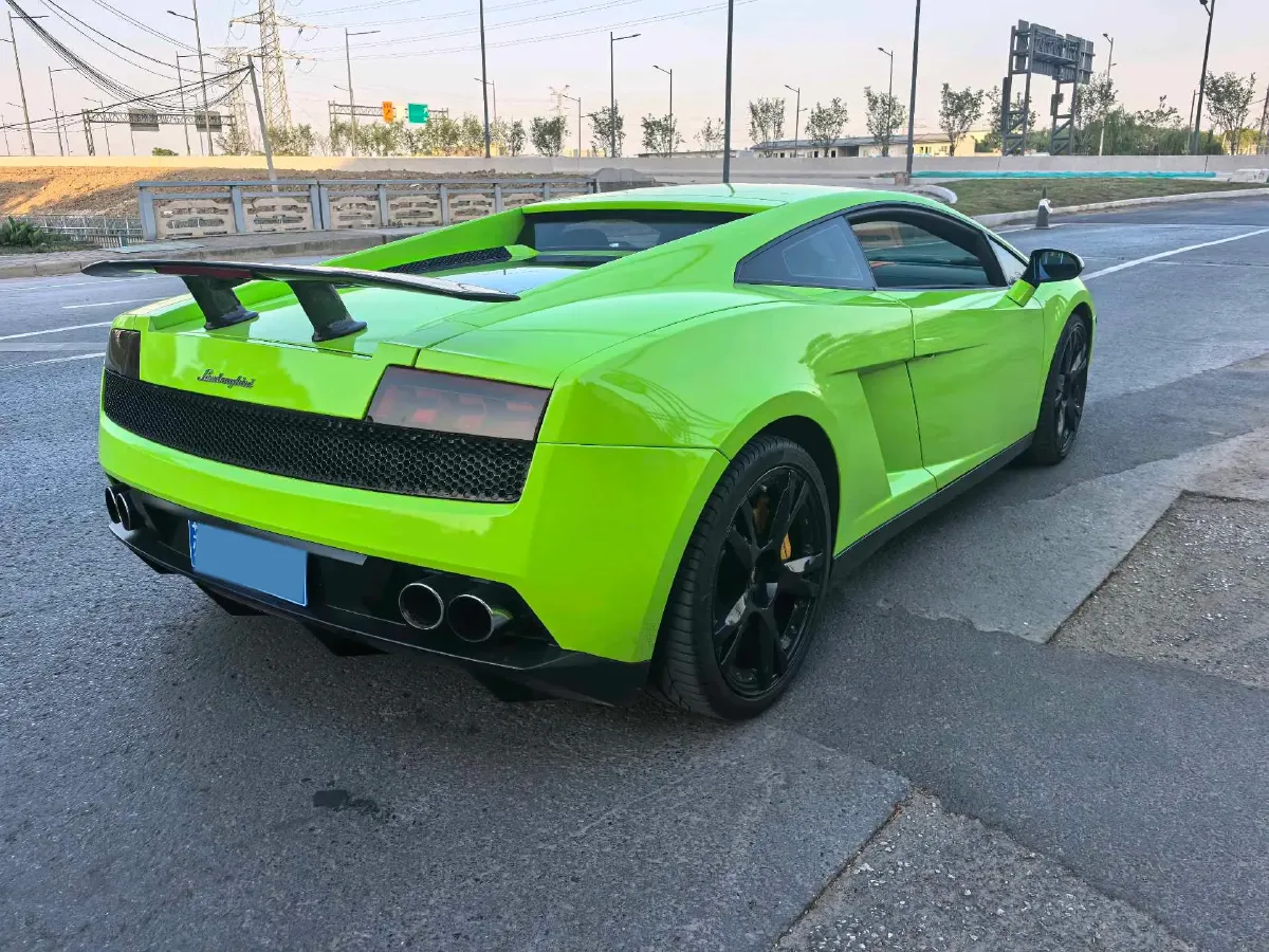 2008 BMW 1 Series 2.0L 156HP L4 6MT,autocango,china used car exporter,china ev exporter,chinese used car exporter,chinese used ev exporter