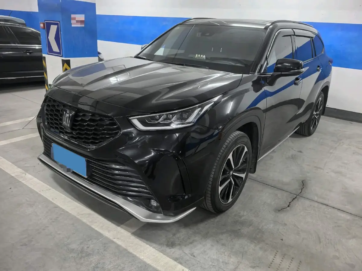 2022 Toyota Crown Kluger 2.0T 248HP L4 8AT