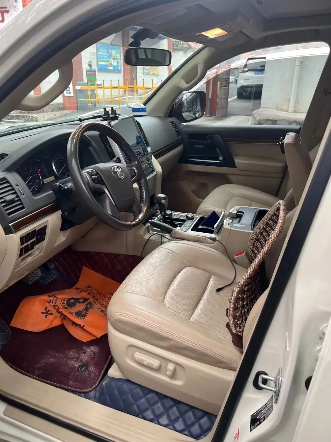 2019 CHEVROLET TRAX thumbnail 3