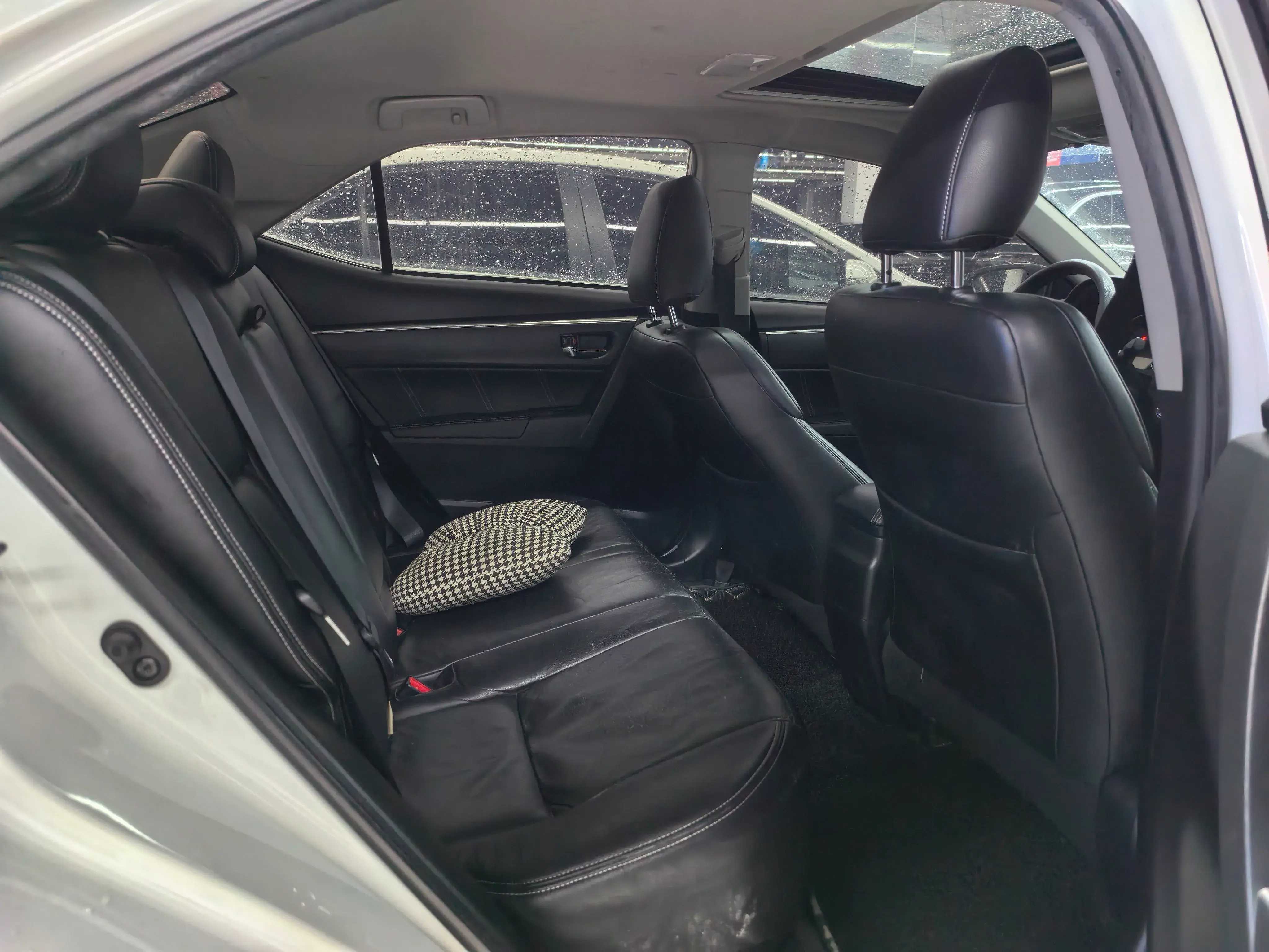 2017 TOYOTA LEVIN thumbnail 2