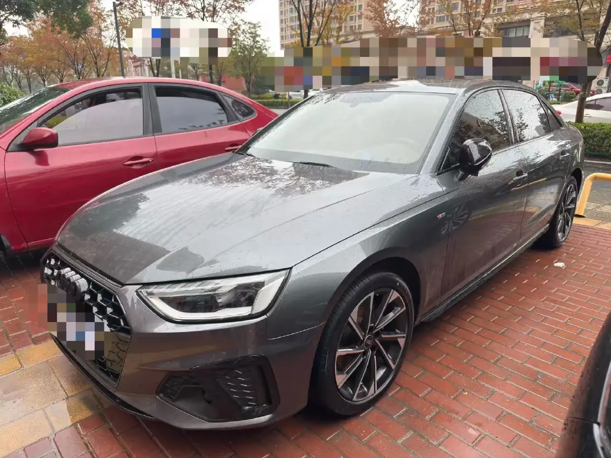 2022 Audi A4L 2.0T 190HP L4 7DCT