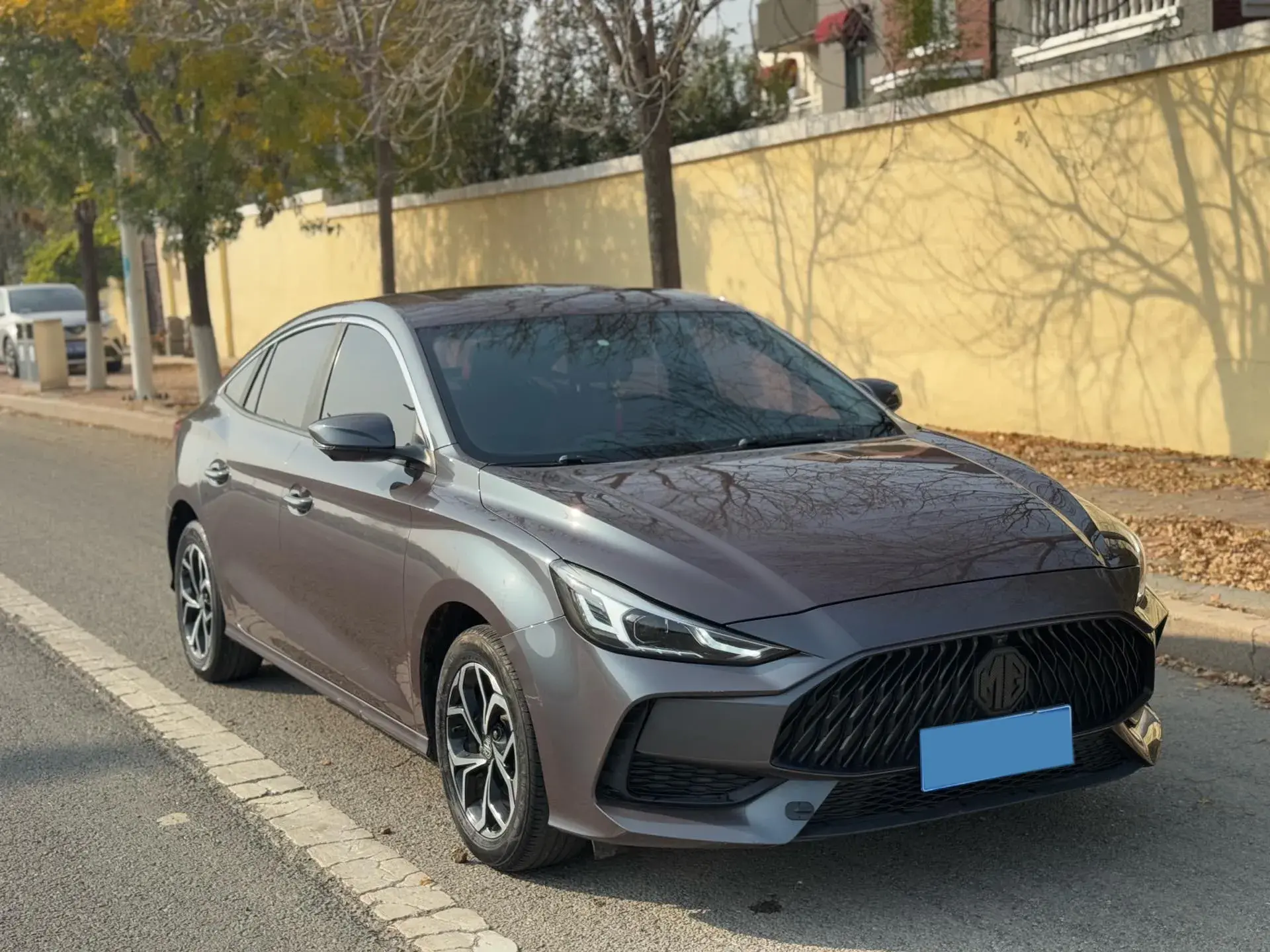 2021 MG 5 thumbnail 3